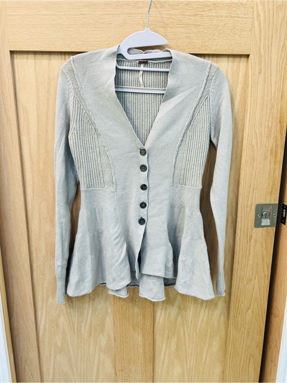 Free People Women's Light Gray Button-Front Knit Cardigan Sweater